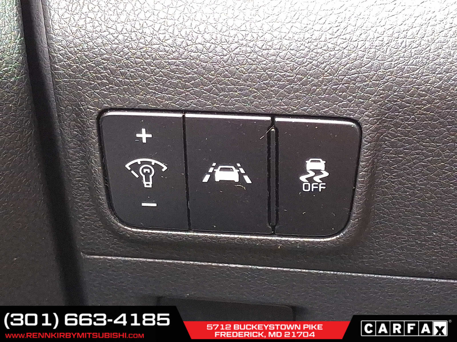 Vehicle image 30 of 36