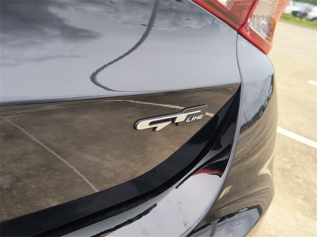 Vehicle image 9 of 31