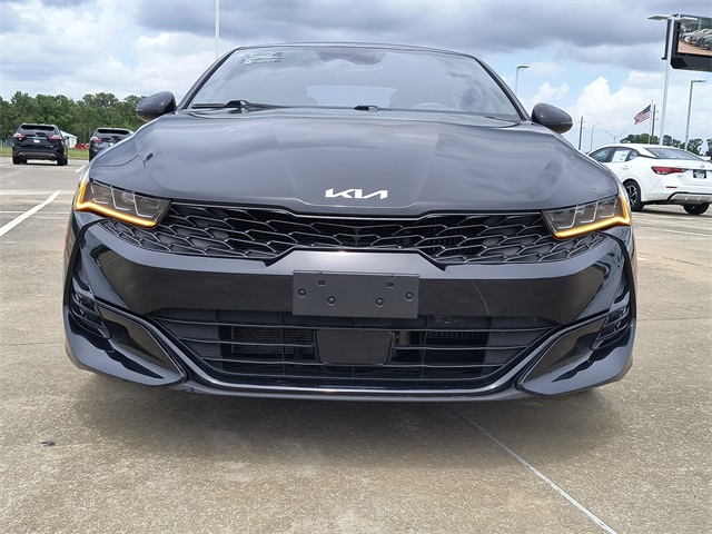 Vehicle image 11 of 31