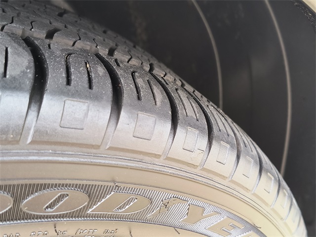 Vehicle image 13 of 31