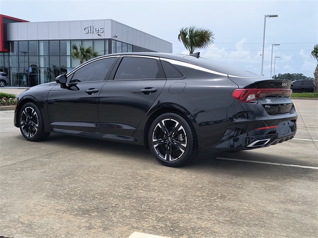 Vehicle image 6 of 31