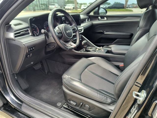 Vehicle image 7 of 31