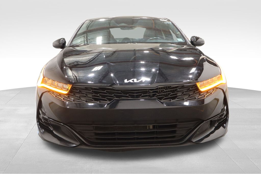 Vehicle image 2 of 39