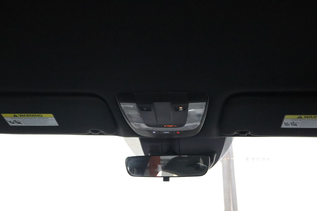 Vehicle image 23 of 39