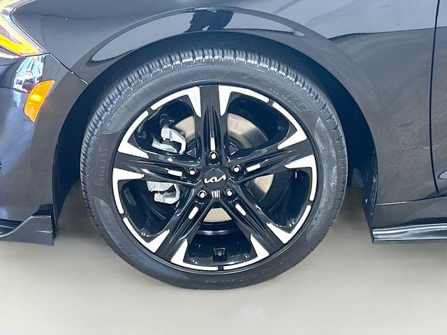 Vehicle image 29 of 31
