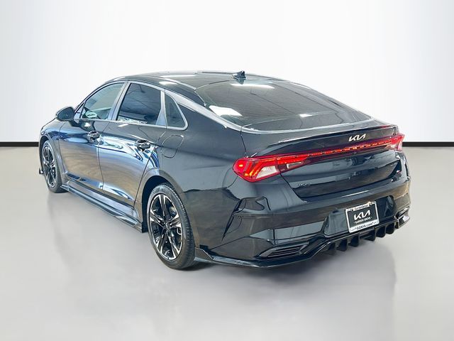 Vehicle image 8 of 31