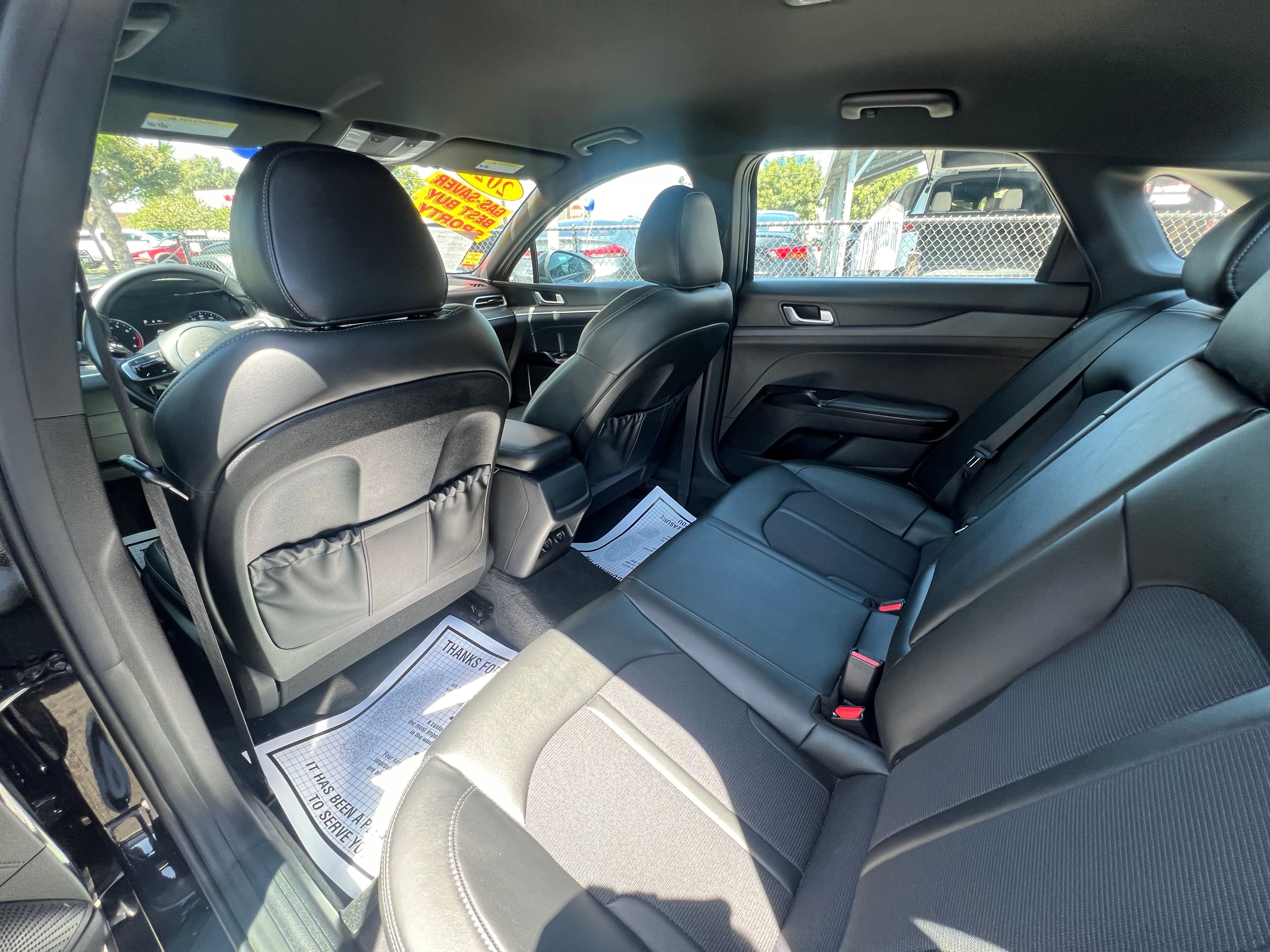 Vehicle image 9 of 13