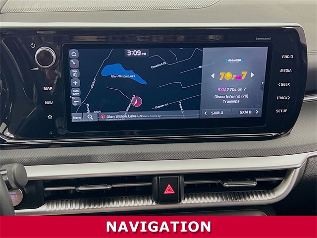 Vehicle image 14 of 34