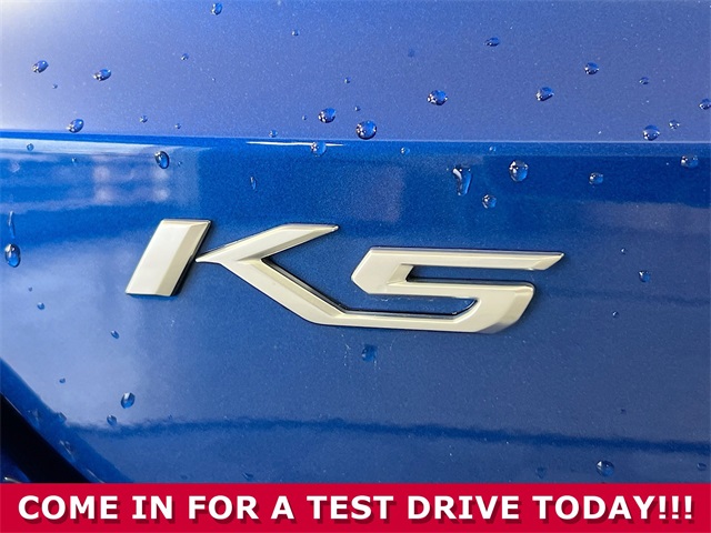Vehicle image 32 of 34