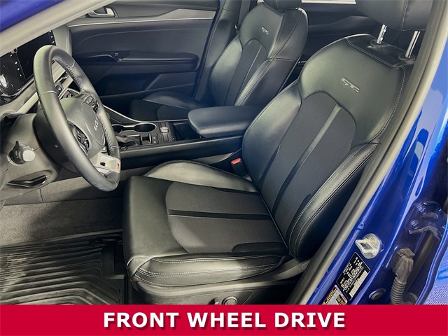 Vehicle image 9 of 34