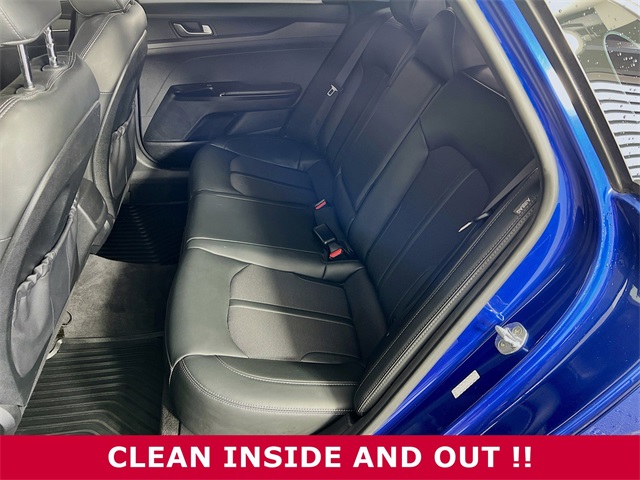 Vehicle image 11 of 34