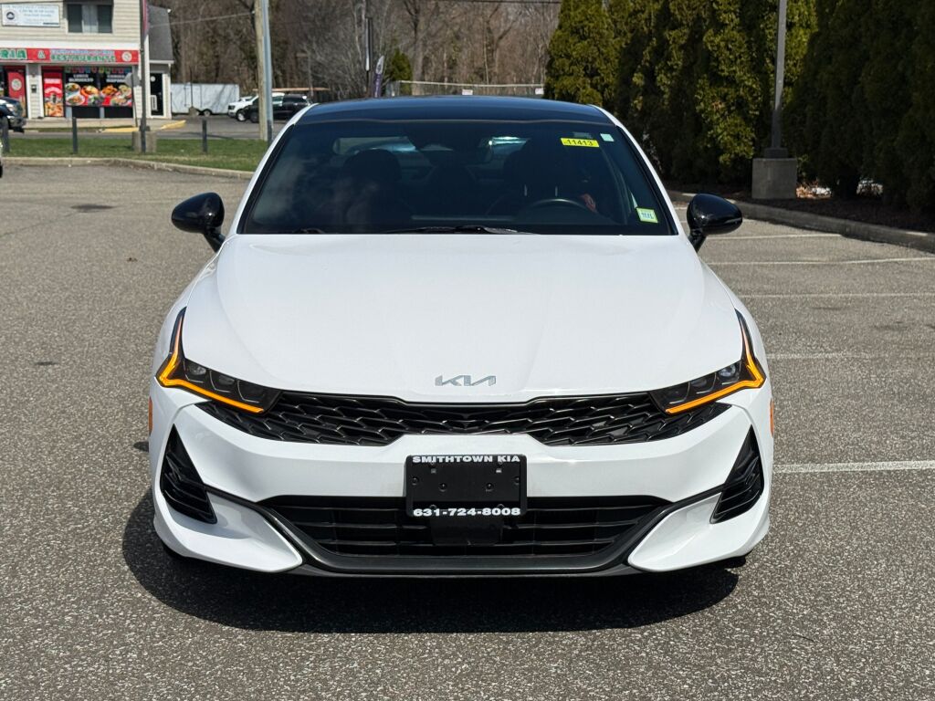 2022 Kia K5 GT-Line Image 2 of 33