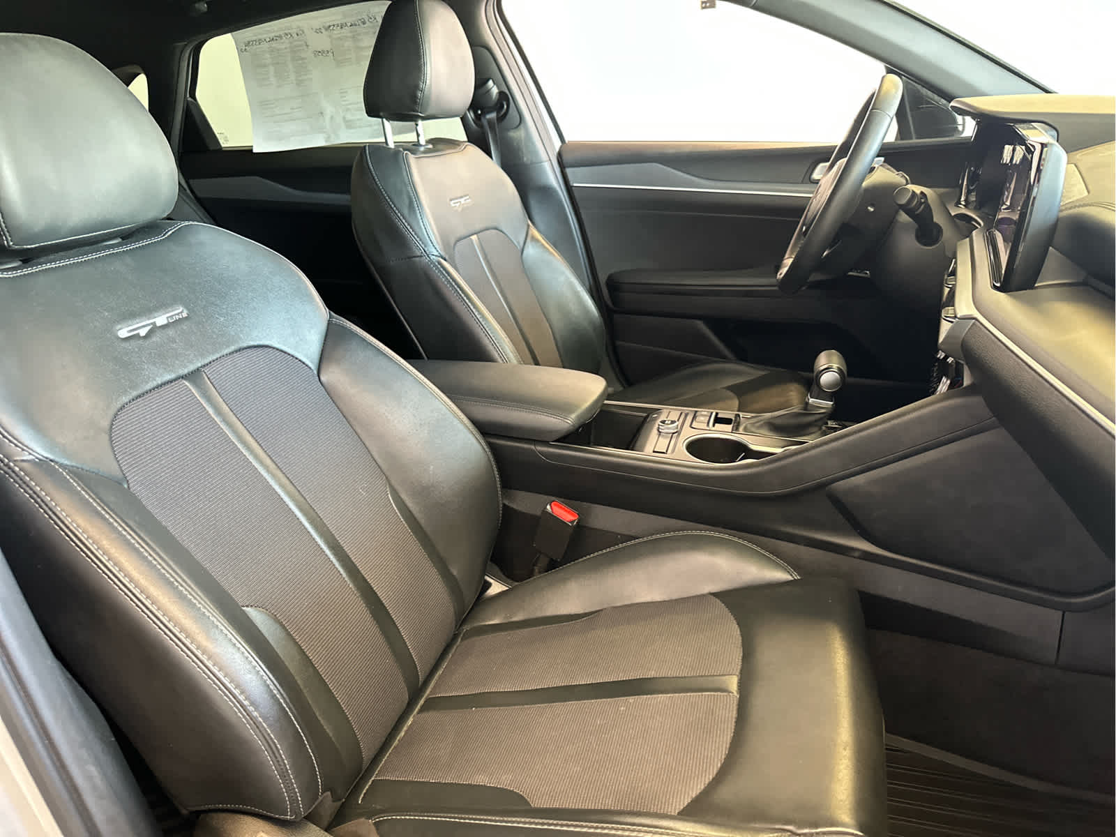 Vehicle image 24 of 56