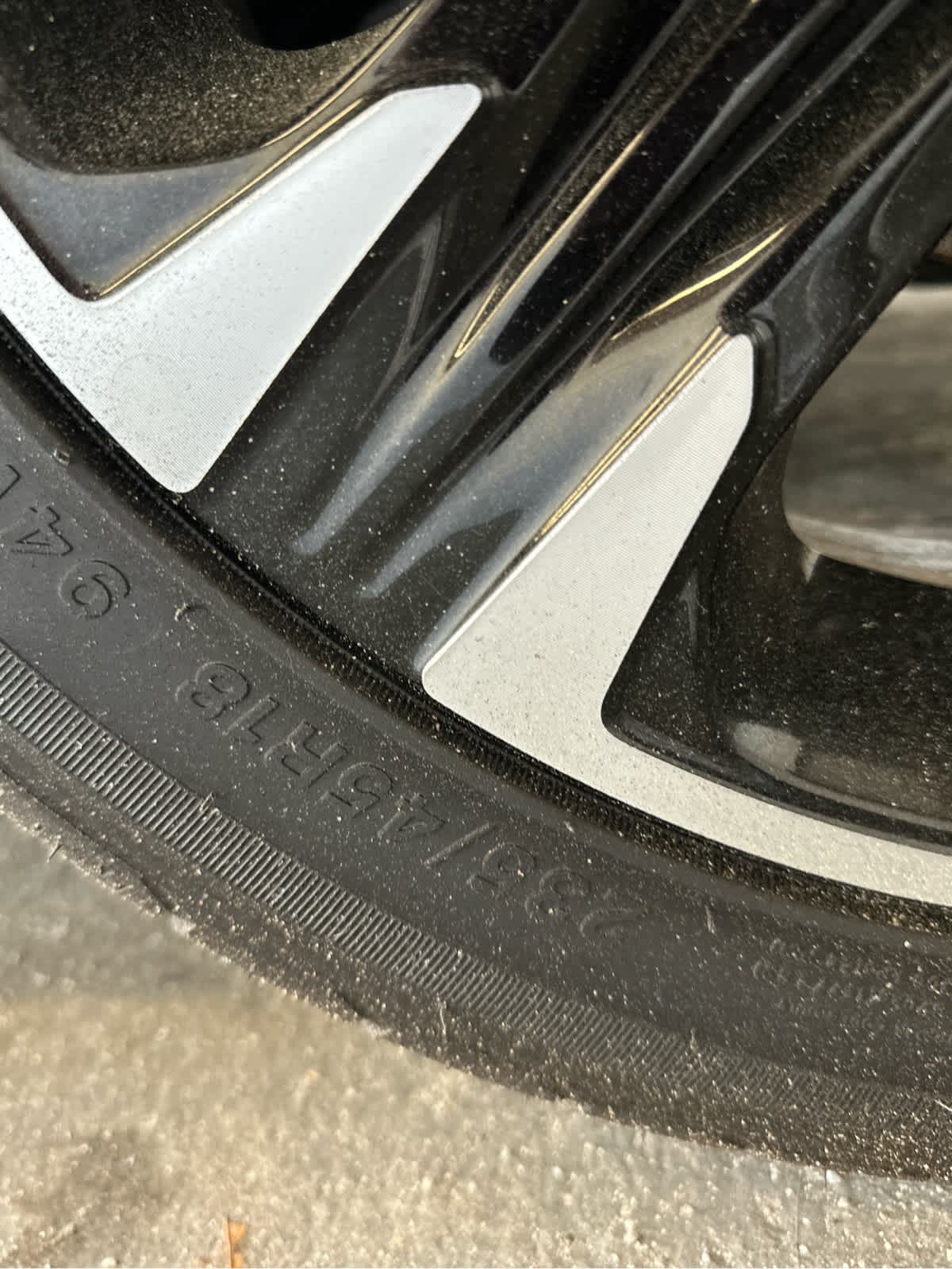 Vehicle image 10 of 56