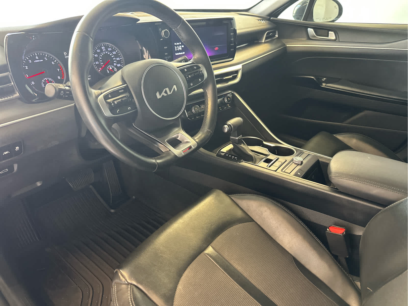 Vehicle image 13 of 56