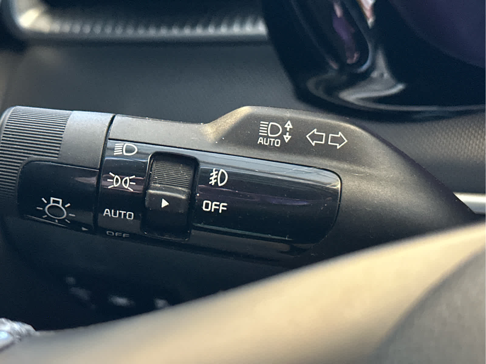 Vehicle image 38 of 56