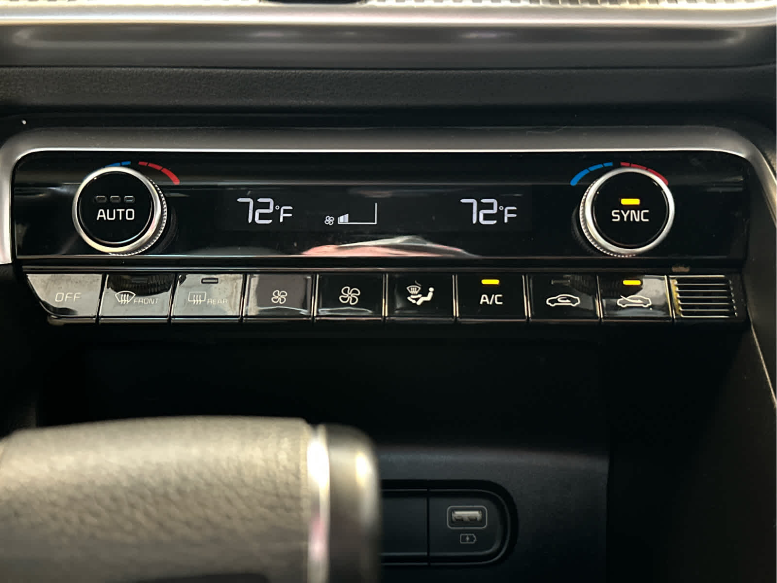 Vehicle image 43 of 56
