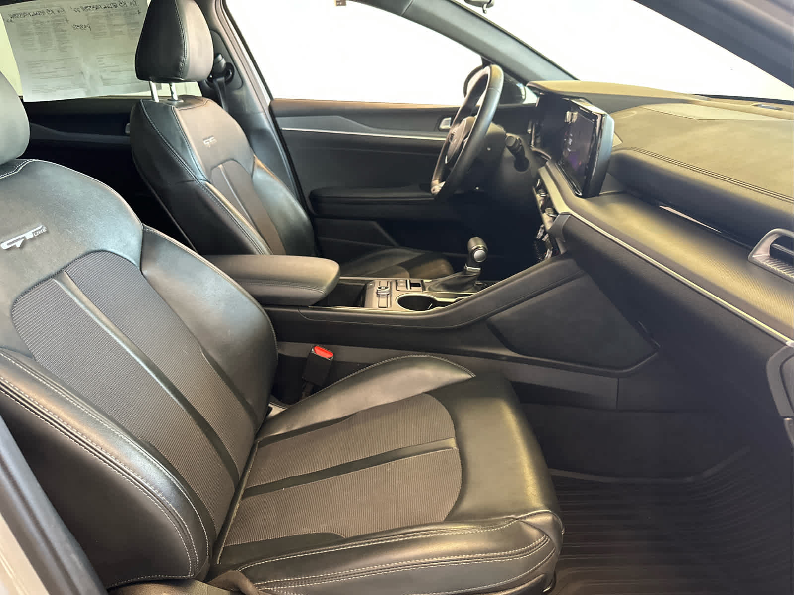 Vehicle image 22 of 56