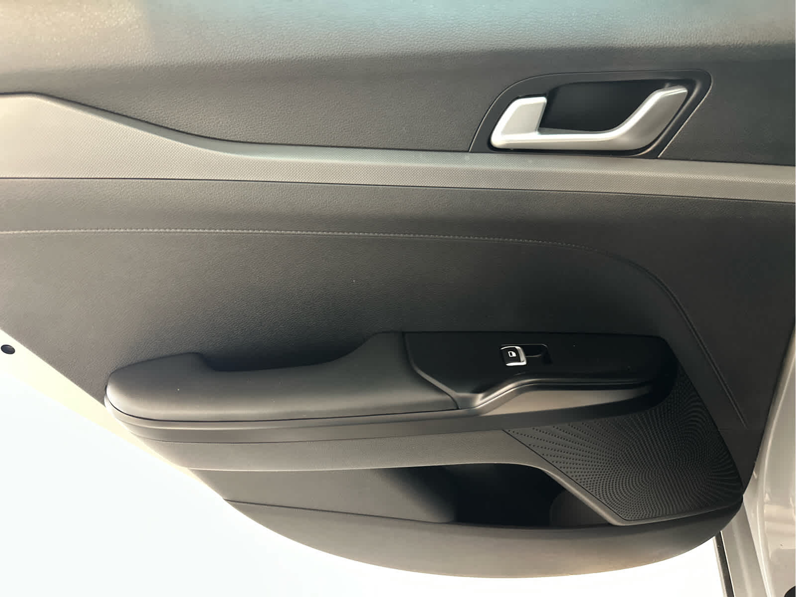 Vehicle image 21 of 56
