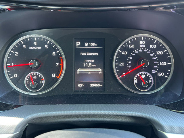 Vehicle image 19 of 34