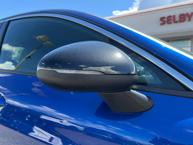 Vehicle image 12 of 34