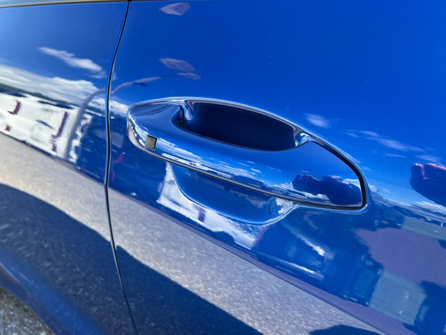 Vehicle image 11 of 34