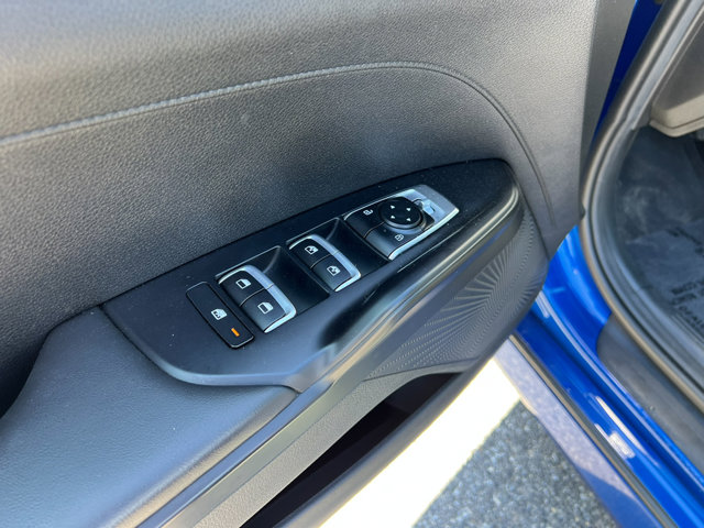 Vehicle image 15 of 34