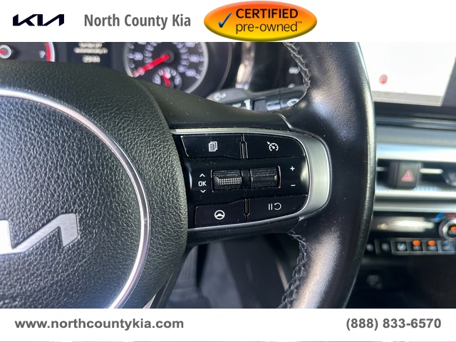 Vehicle image 24 of 41