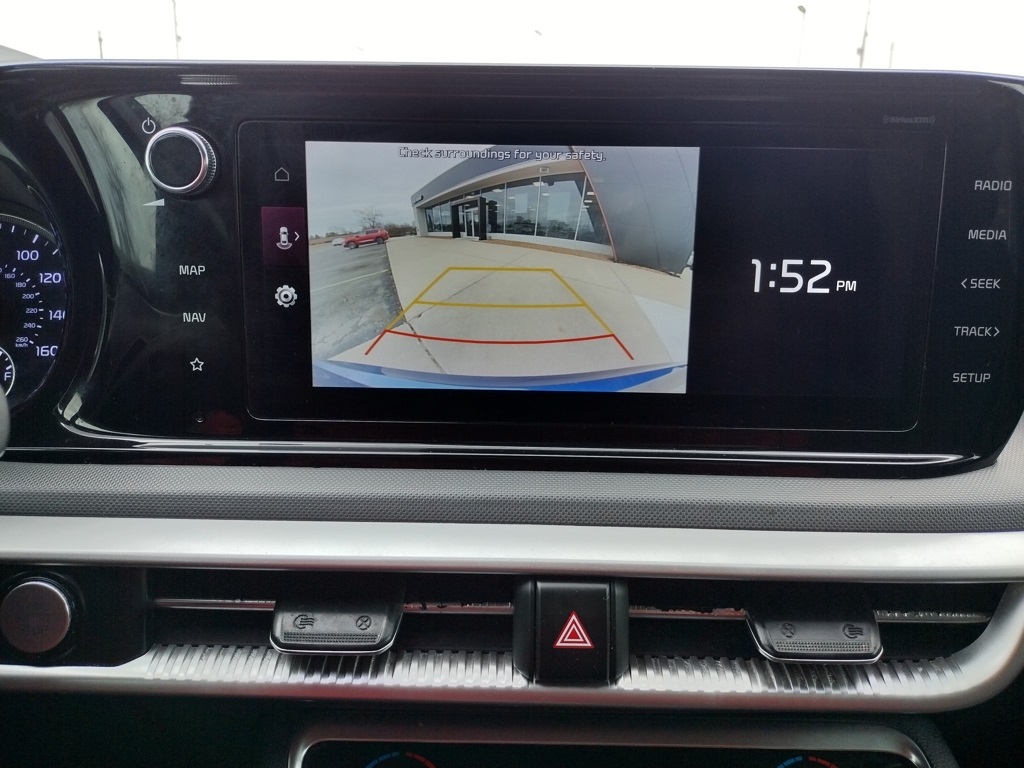 Vehicle image 13 of 29