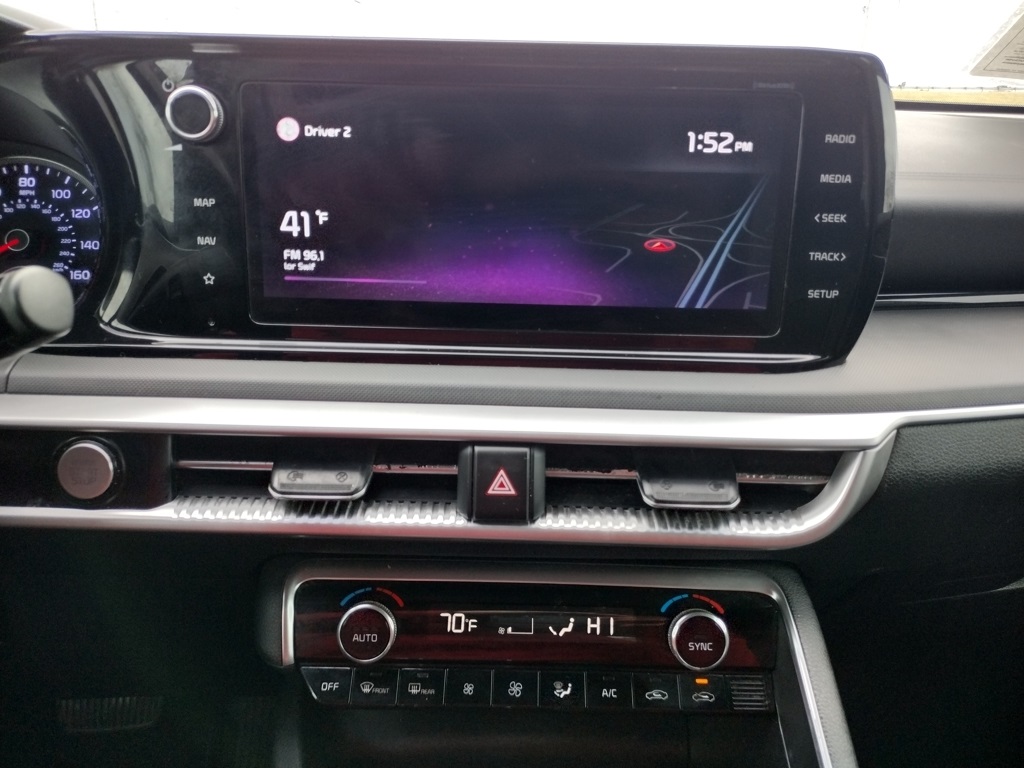 Vehicle image 11 of 29