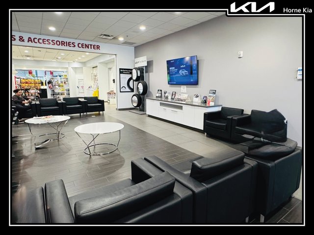 2022 Kia K5 GT-Line Image 13 of 13