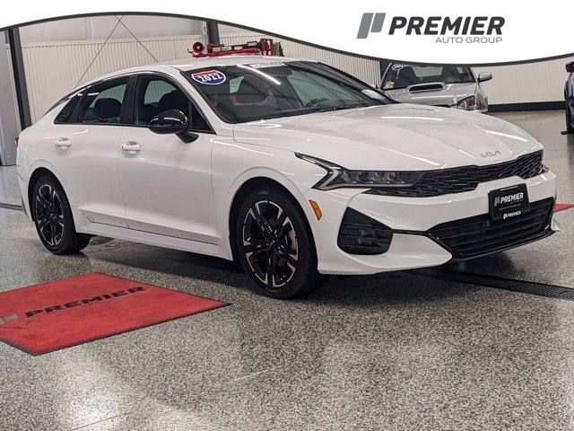 Vehicle image 4 of 35