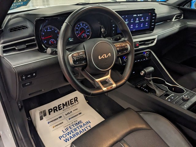 Vehicle image 9 of 35