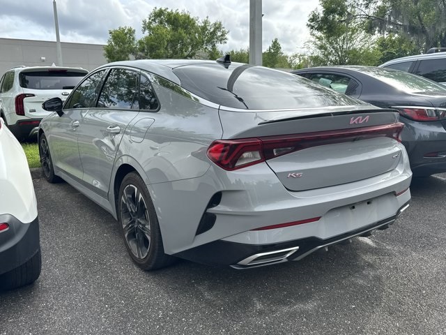 Vehicle image 6 of 11