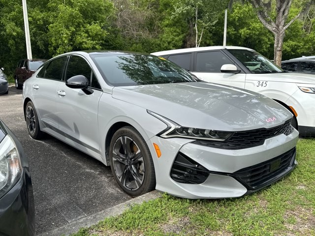Vehicle image 7 of 11