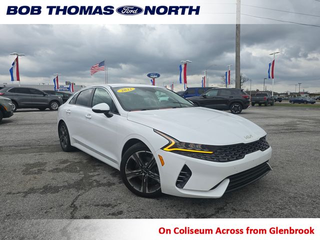 2022 Kia K5 LXS Image 3 of 18