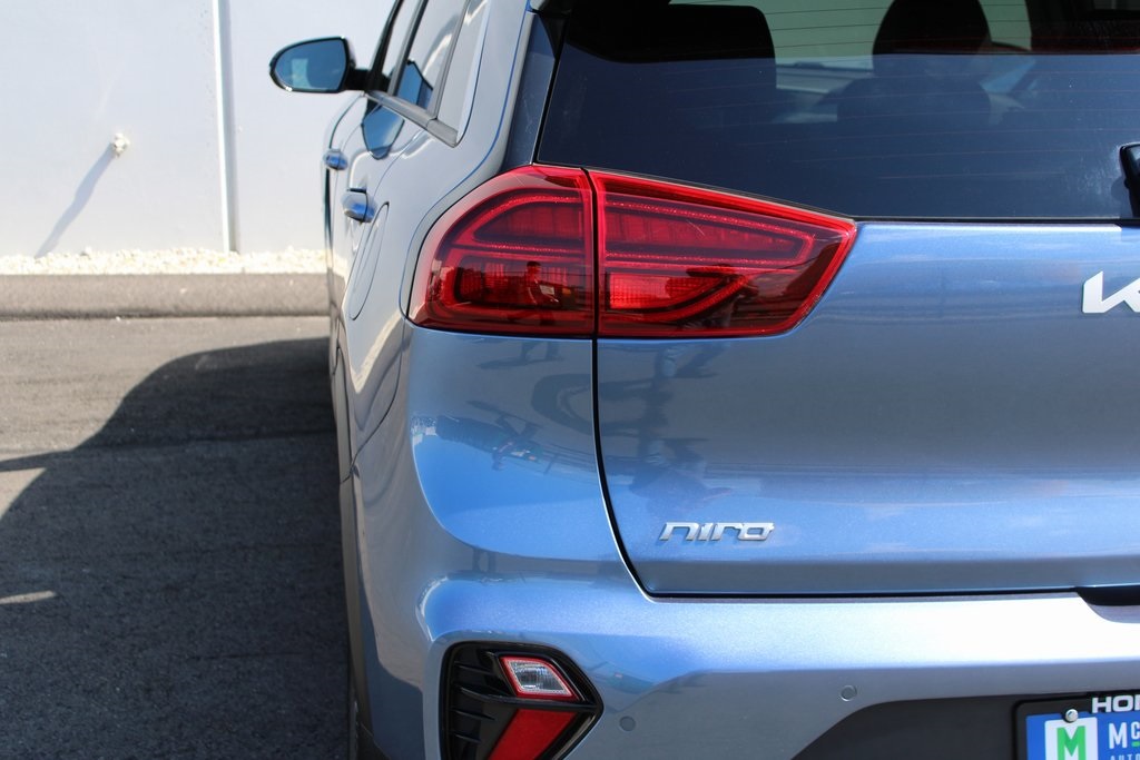 Vehicle image 43 of 44