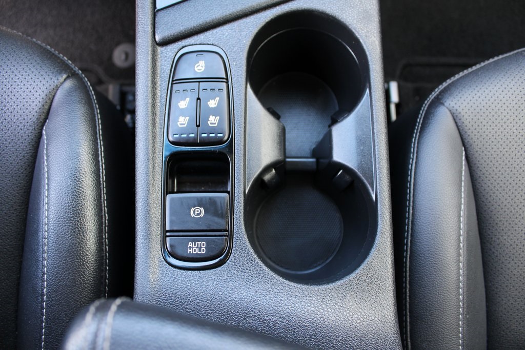 Vehicle image 39 of 44
