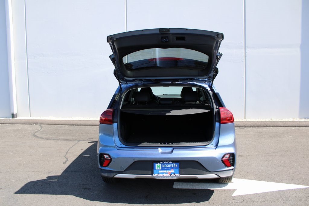 Vehicle image 11 of 44
