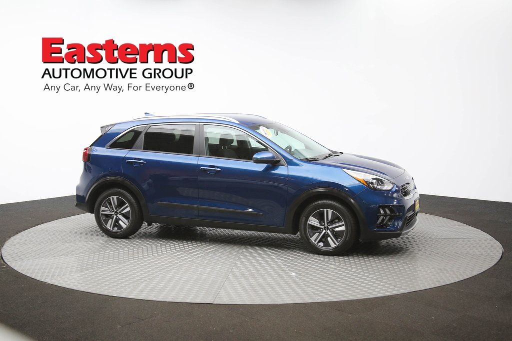 Vehicle image 10 of 61