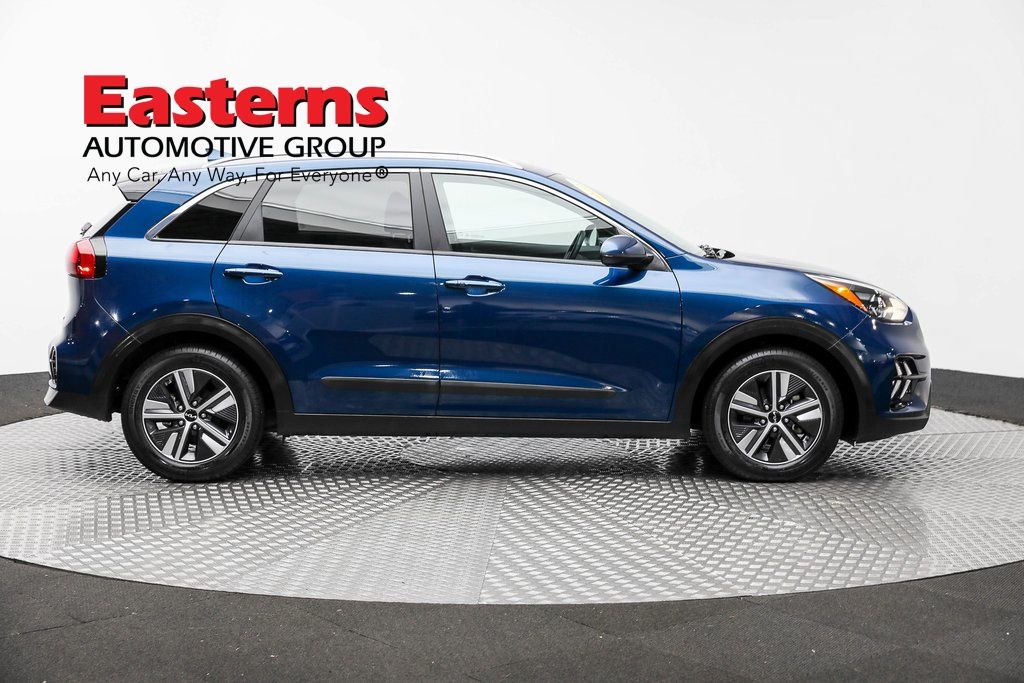 Vehicle image 18 of 61