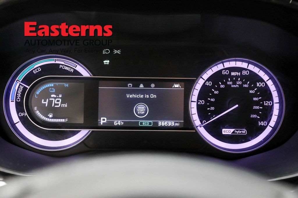 Vehicle image 47 of 61