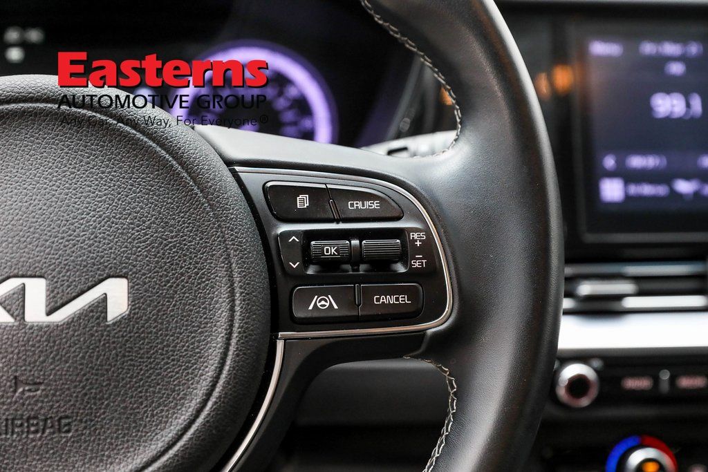Vehicle image 46 of 61
