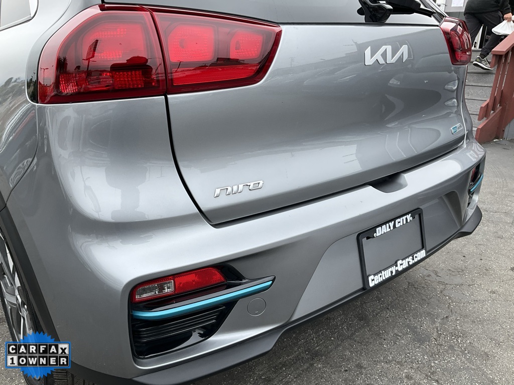 Vehicle image 79 of 88