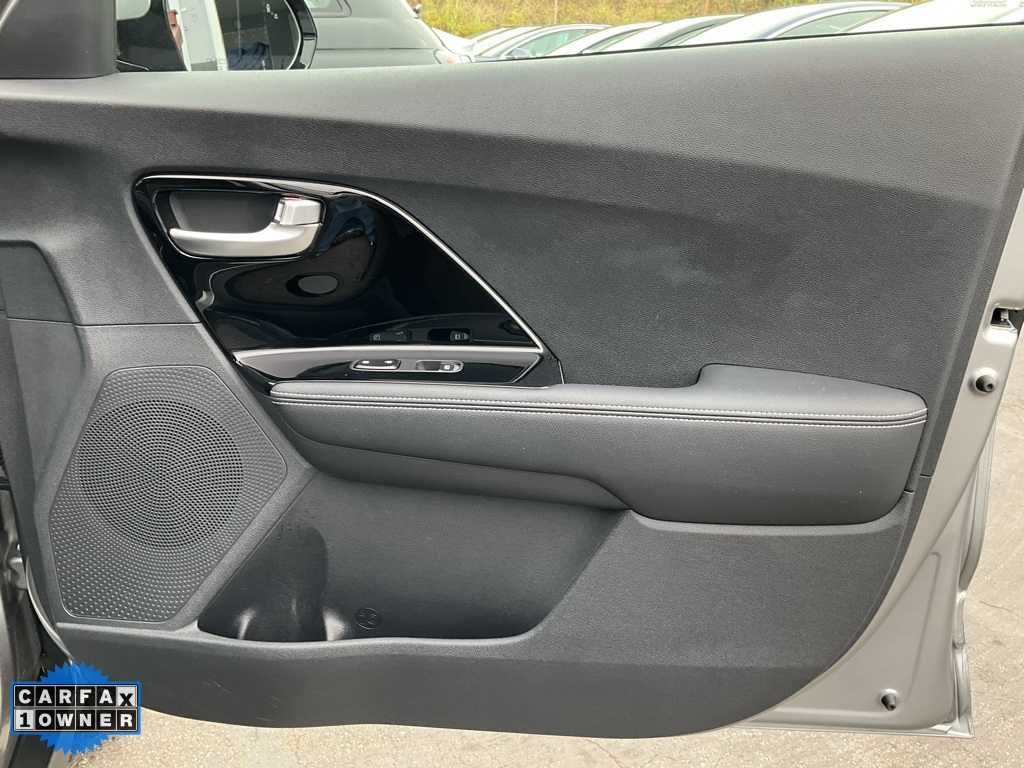 Vehicle image 53 of 88