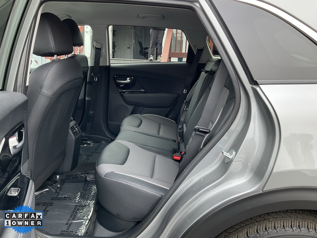 Vehicle image 70 of 88