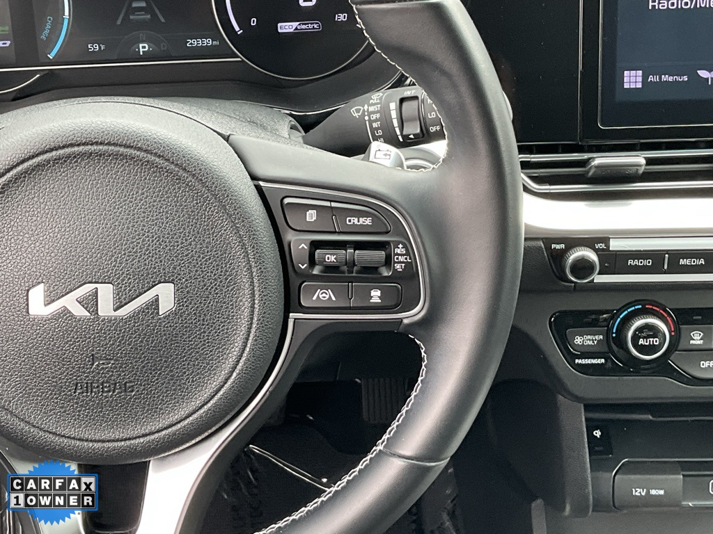 Vehicle image 46 of 88