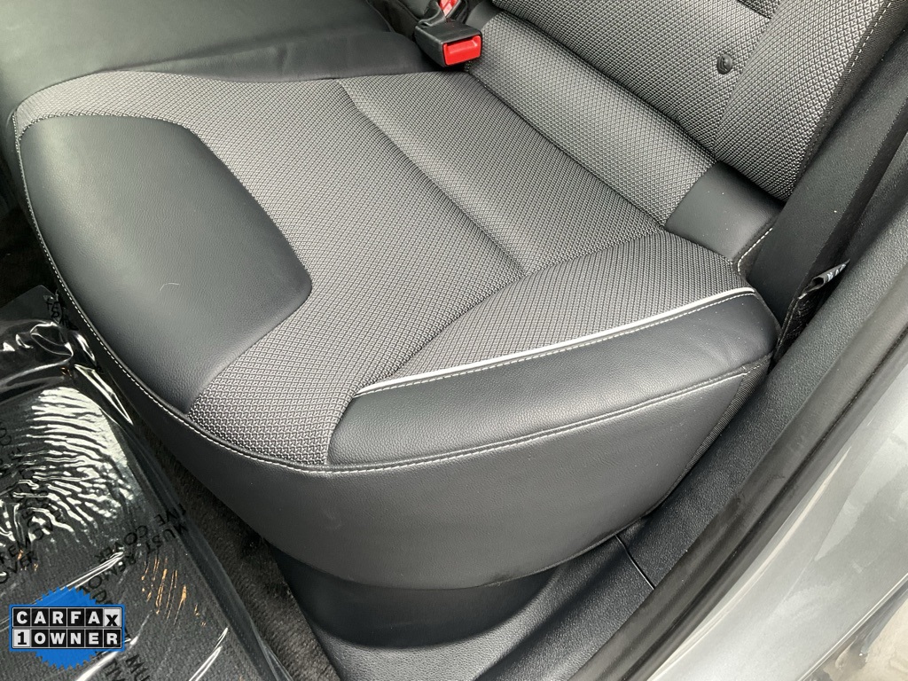 Vehicle image 77 of 88