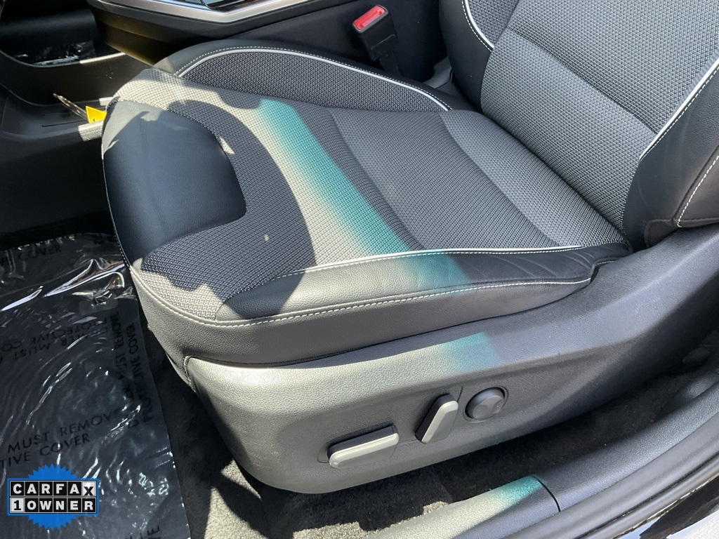Vehicle image 69 of 88