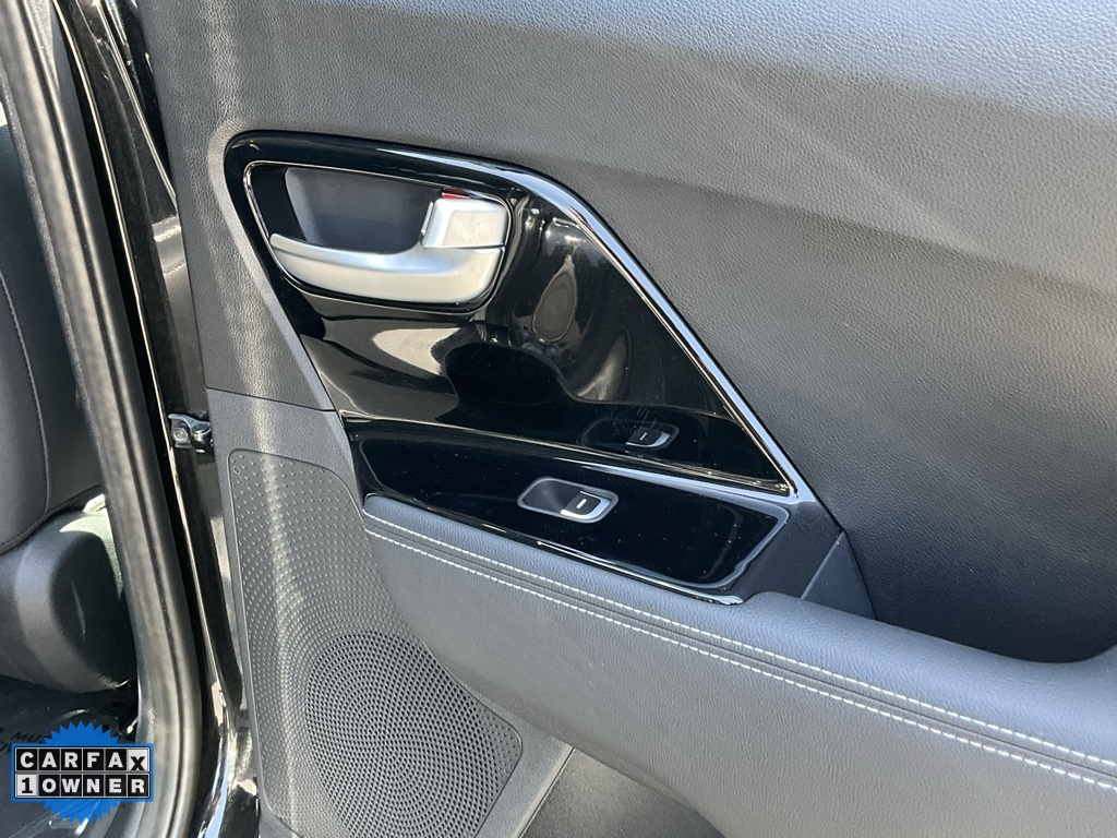 Vehicle image 79 of 88
